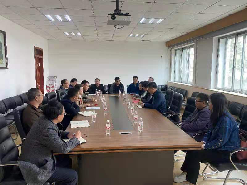 5月7日化资学院座谈会 5月7日化资学院座谈会